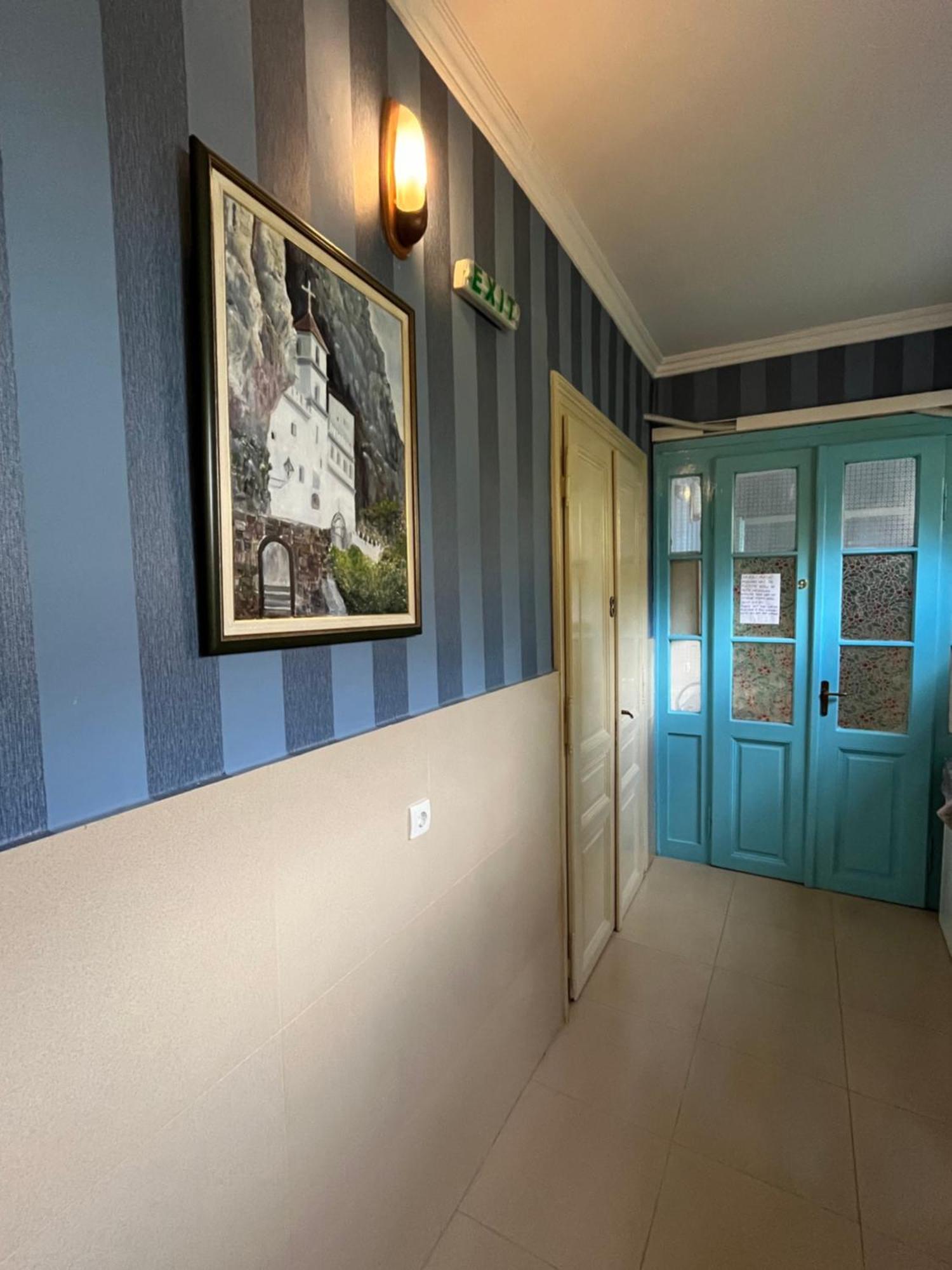 Sobe Sa Sopstvenim Kupatilom Private Rooms Bathroom In Center Novi Sad Extérieur photo